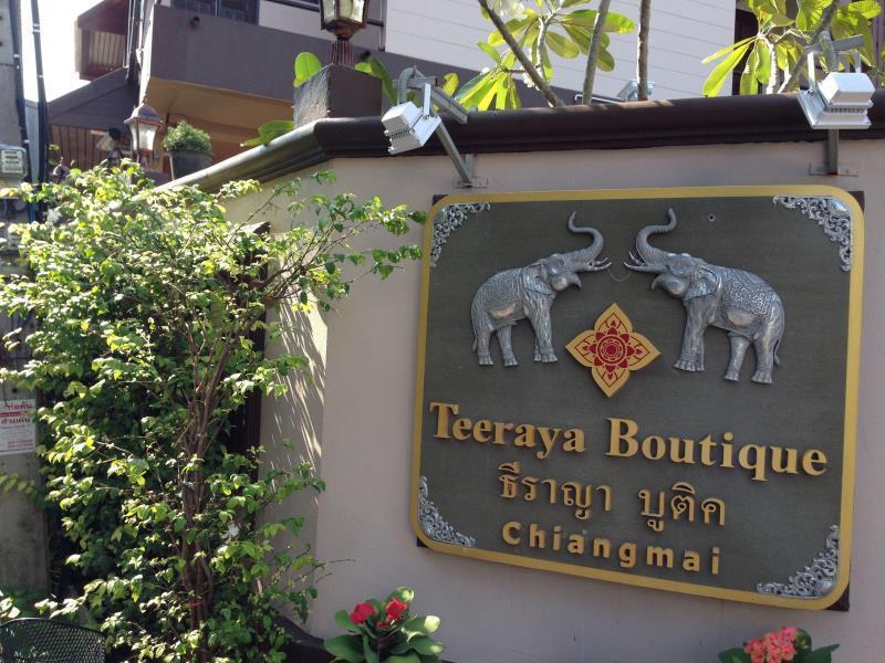 Teeraya Boutique Hostel Chiang Mai Exterior photo
